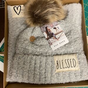 Rae  Dunn Hat and Scarf Set